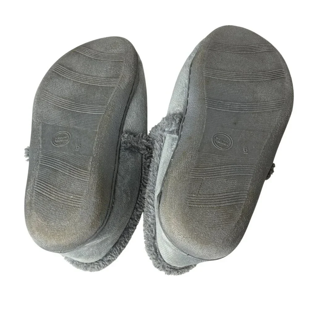Wonder Nation Boys Slippers Gamer Size 6 Hard Bottom
